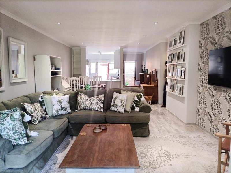 To Let 3 Bedroom Property for Rent in Tyger Valley Western Cape